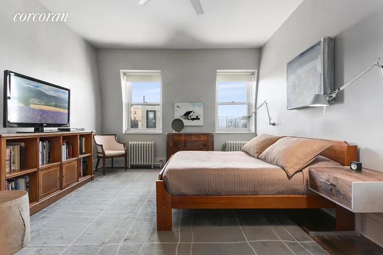 New York City Real Estate | View 10 8th Avenue, 5 | 9 | View 3