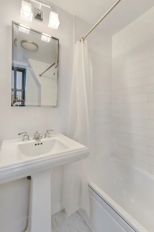 New York City Real Estate | View 230 Riverside Drive, 180 | Bathroom | View 6