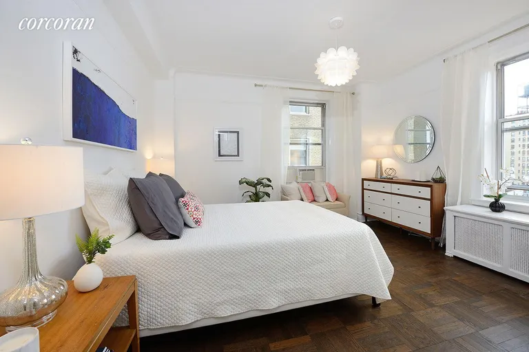 New York City Real Estate | View 505 West End Avenue, 8D | room 3 | View 4