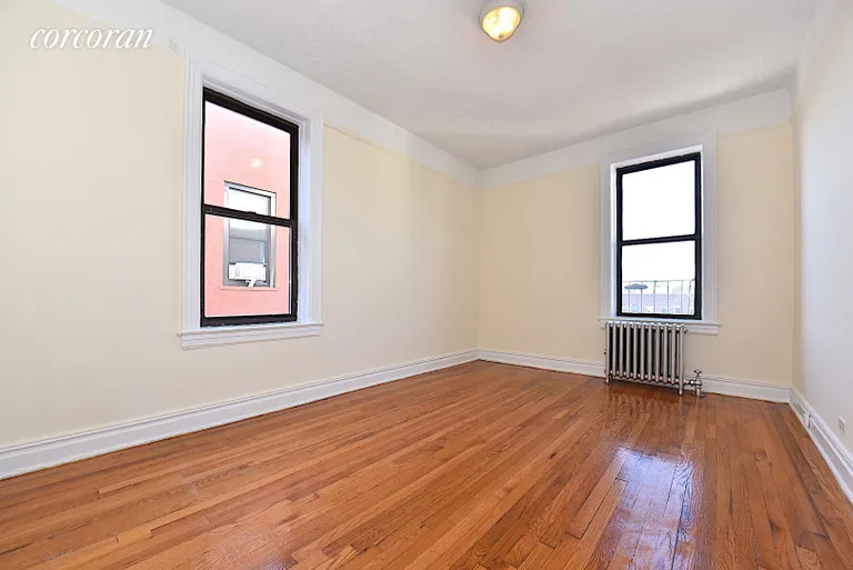 New York City Real Estate | View 25-20 42nd Street, 5D | room 3 | View 4