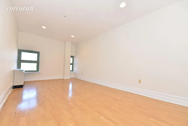 New York City Real Estate | View 19-19 24th Avenue, L415 | room 6 | View 7