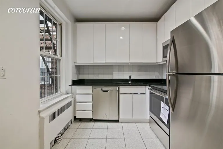 New York City Real Estate | View 225 Sterling Place, 4J | 2 Beds, 1 Bath | View 1