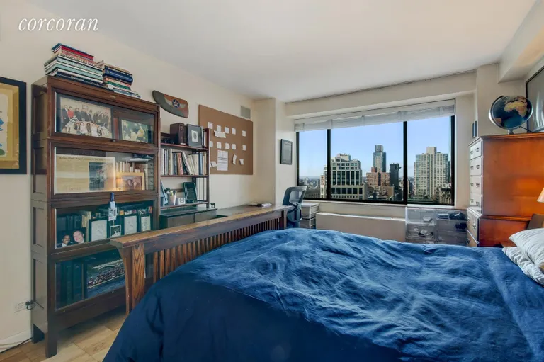 New York City Real Estate | View 45 East 25th Street, 28A | Large bedroom with large closets and great view! | View 4