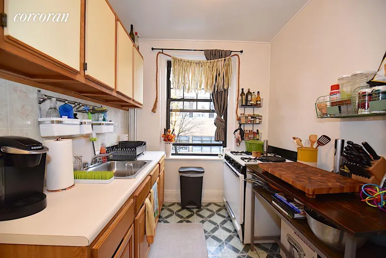 New York City Real Estate | View 30-56 30th Street, 2D | room 7 | View 8