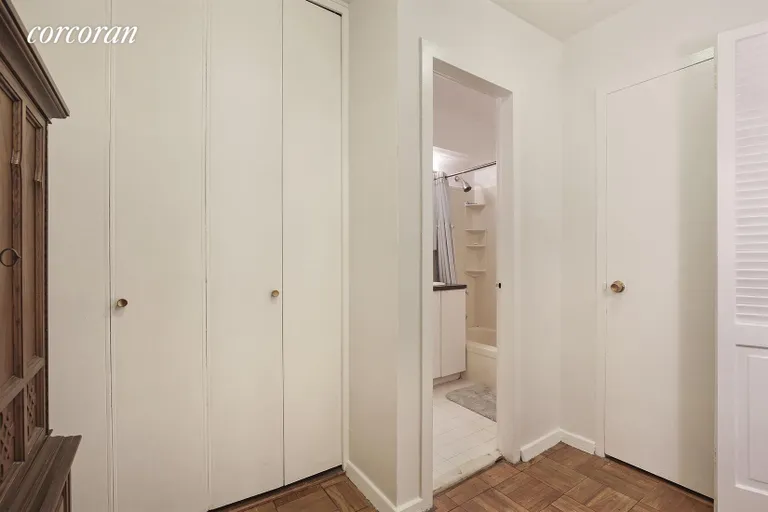 New York City Real Estate | View 440 East 62nd Street, 10H | Dressing Area | View 5