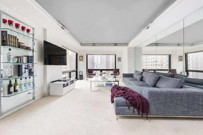 New York City Real Estate | View 721 Fifth Avenue, 31H | room 3 | View 4