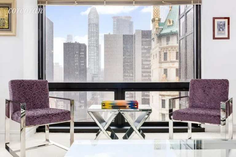New York City Real Estate | View 721 Fifth Avenue, 31H | room 4 | View 5