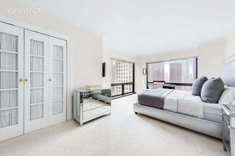 New York City Real Estate | View 721 Fifth Avenue, 31H | room 6 | View 7