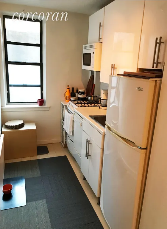 New York City Real Estate | View 305 West 18th Street, 5E | room 4 | View 5