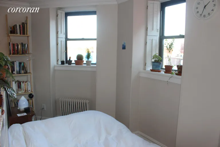 New York City Real Estate | View 415 Clinton Avenue, 9 | room 2 | View 3
