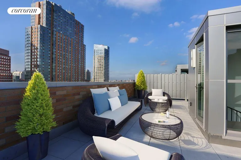 New York City Real Estate | View 81 Fleet Place, 16B | room 4 | View 5