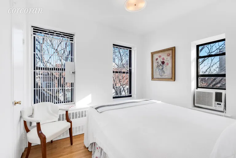 New York City Real Estate | View 121 East 10th Street, 6C | room 1 | View 2