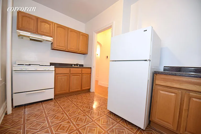 New York City Real Estate | View 25-20 42nd Street, 5B | room 6 | View 7