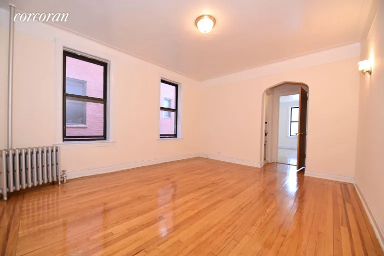 New York City Real Estate | View 25-20 42nd Street, 5B | room 3 | View 4