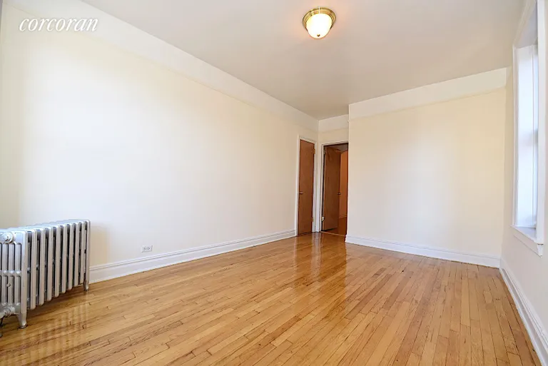 New York City Real Estate | View 25-20 42nd Street, 5B | room 5 | View 6