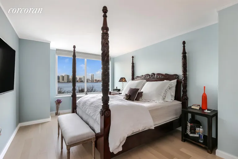 New York City Real Estate | View 212 Warren Street, 5G | Master Bedroom with Direct River Views | View 3