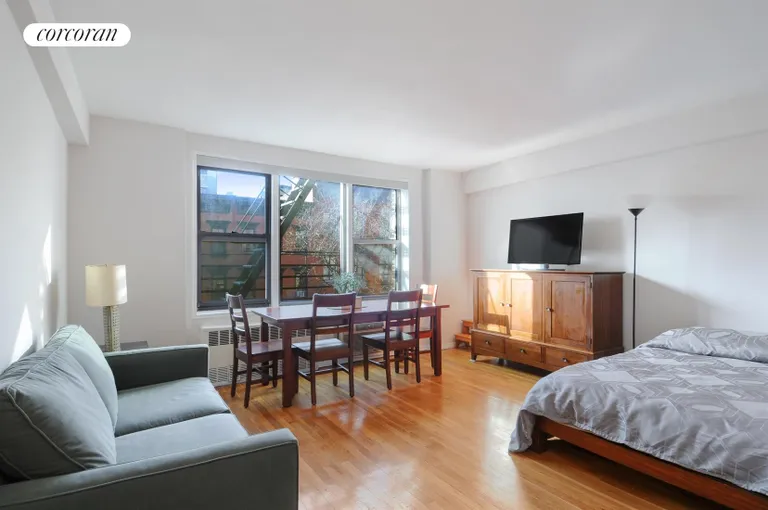 New York City Real Estate | View 211 East 18th Street, 4G | Studio | View 2