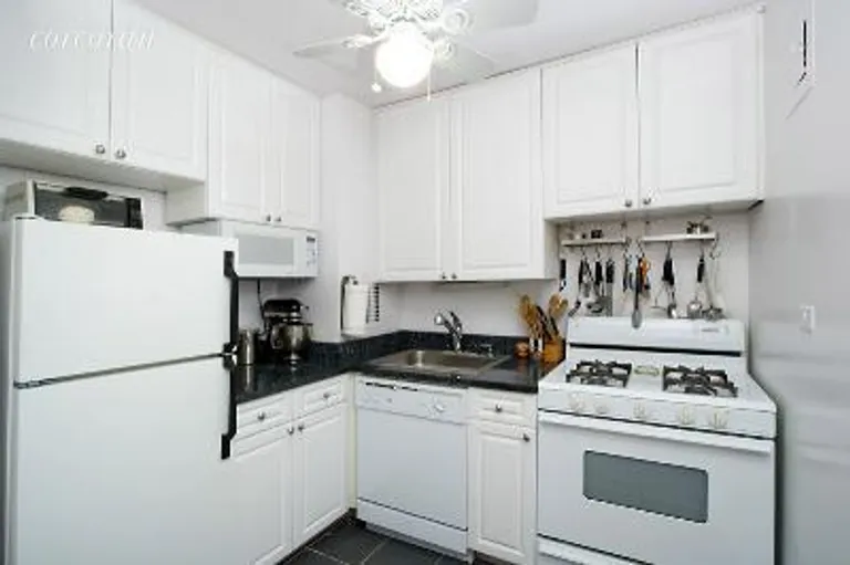New York City Real Estate | View 16 West 16th Street, 8UN | room 1 | View 2
