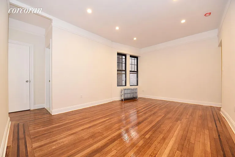 New York City Real Estate | View 25-41 30th Road, 3H | room 4 | View 5