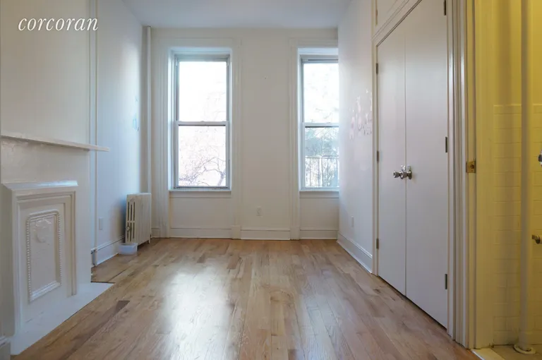 New York City Real Estate | View 104 Bedford Avenue, 3L | room 1 | View 2