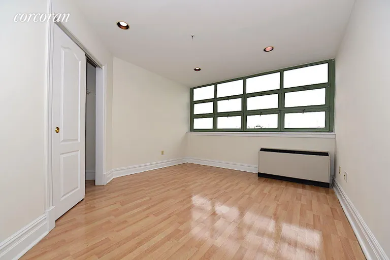 New York City Real Estate | View 19-19 24th Avenue, R303 | room 3 | View 4