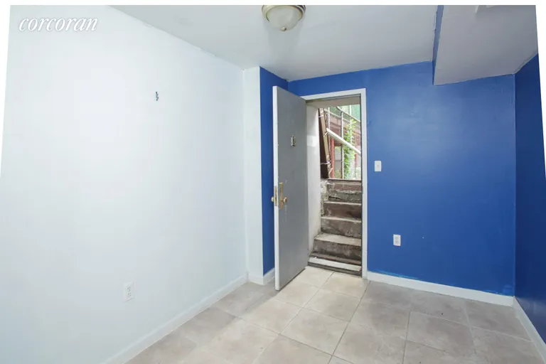 New York City Real Estate | View 1531 Union Street, 1 | room 8 | View 9