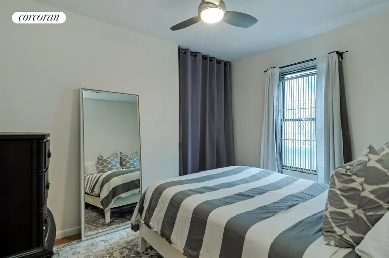 New York City Real Estate | View 238 West 106th Street, 5C | Large bedroom | View 4