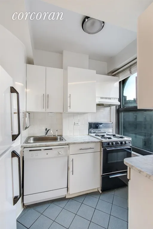 New York City Real Estate | View 235 West End Avenue, 16A | Kitchen | View 12