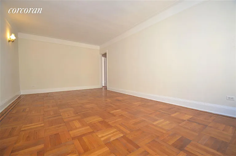 New York City Real Estate | View 31-70 34th Street, 4G | room 2 | View 3