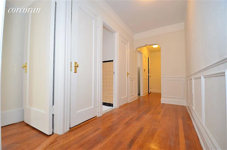 New York City Real Estate | View 31-70 34th Street, 4G | room 6 | View 7
