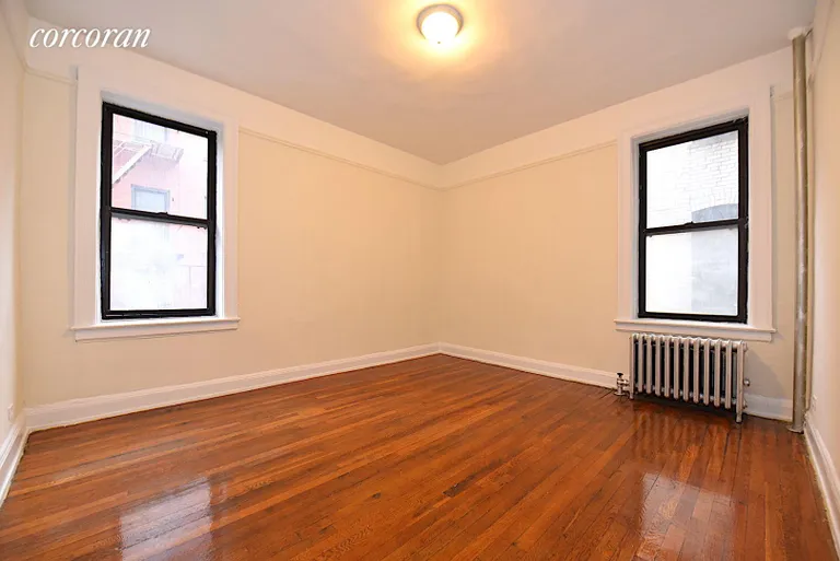 New York City Real Estate | View 25-41 30th Road, 3J | room 2 | View 3