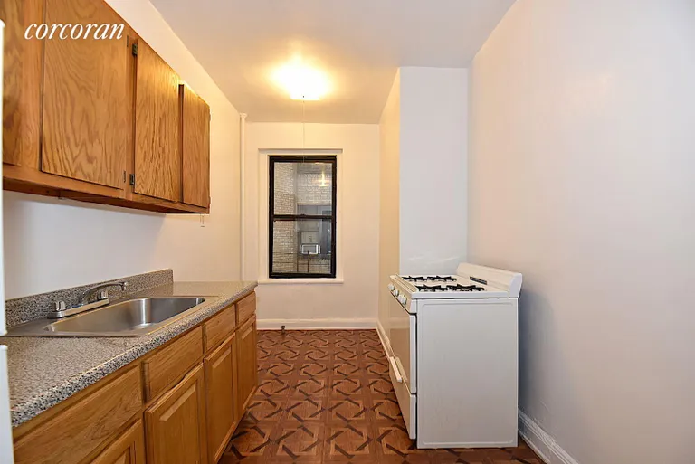 New York City Real Estate | View 25-41 30th Road, 3J | room 4 | View 5