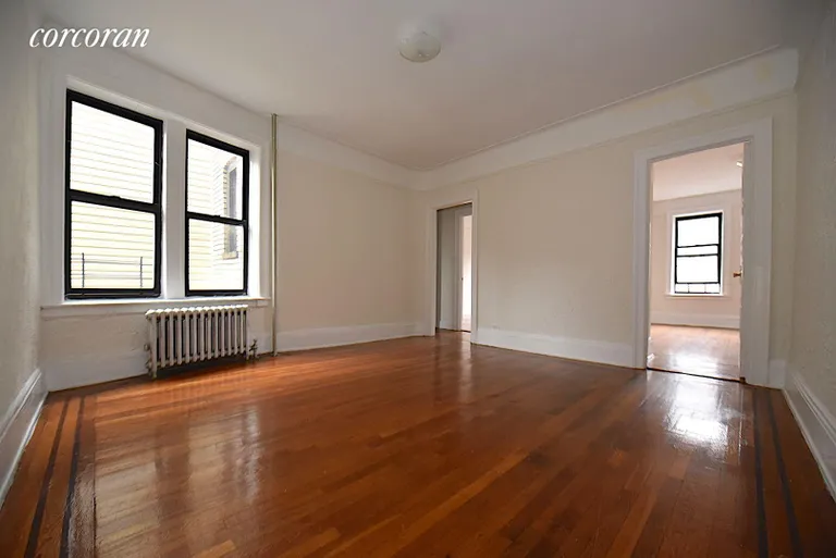 New York City Real Estate | View 25-41 30th Road, 4D | 2 Beds, 1 Bath | View 1