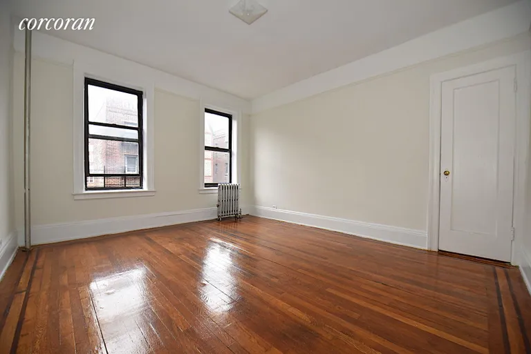 New York City Real Estate | View 25-41 30th Road, 4D | room 3 | View 4
