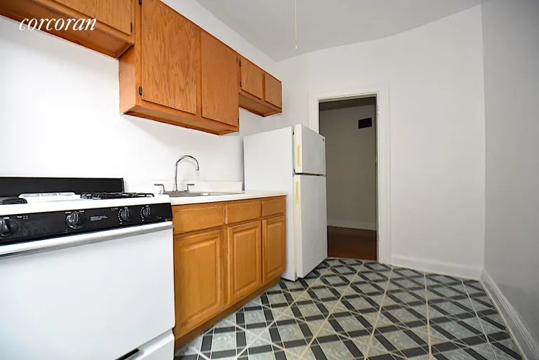 New York City Real Estate | View 25-41 30th Road, 4D | room 8 | View 9