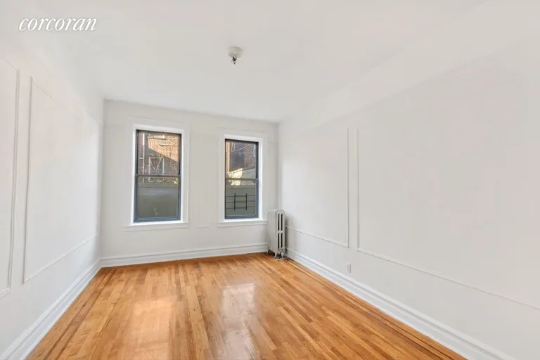 New York City Real Estate | View 31-50 33rd Street, 5A | room 2 | View 3