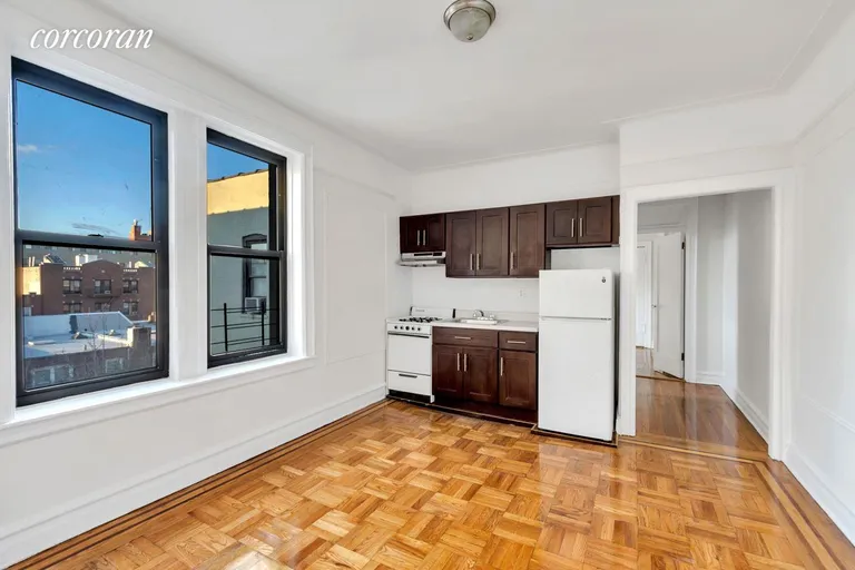 New York City Real Estate | View 31-50 33rd Street, 5D | 1 Bed, 1 Bath | View 1