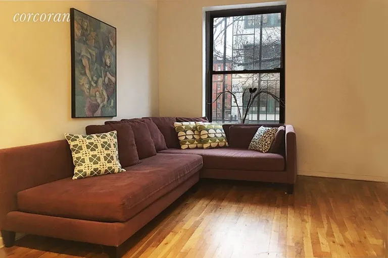 New York City Real Estate | View 105 West 77th Street, 2F | room 4 | View 5