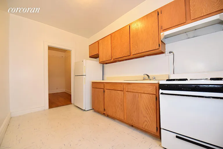 New York City Real Estate | View 26-80 30th Street, 6C | room 7 | View 8
