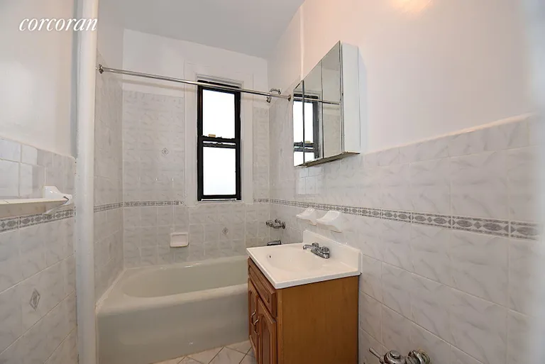 New York City Real Estate | View 26-80 30th Street, 6C | room 8 | View 9