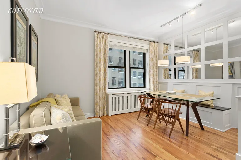 New York City Real Estate | View 20 East 88th Street, 3A | Sunny Living Room | View 2