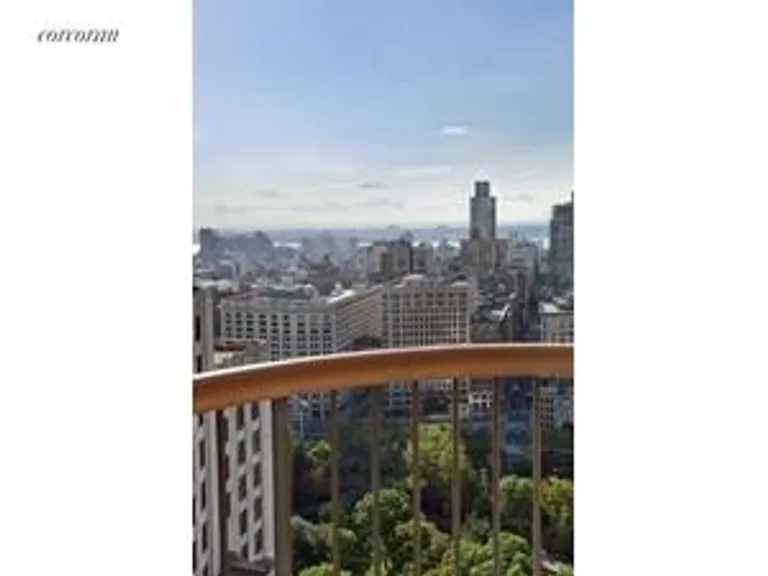 New York City Real Estate | View 45 East 25th Street, 37B | room 4 | View 5