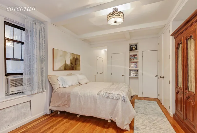 New York City Real Estate | View 23 West 73rd Street, 502A | Master Bedroom with washer/dryer and en suite bath | View 4
