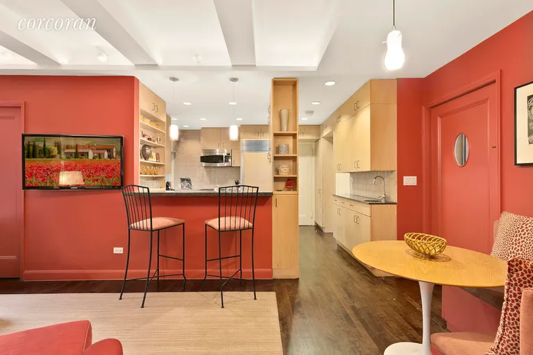New York City Real Estate | View 21 East 87th Street, 8D | 6 | View 6