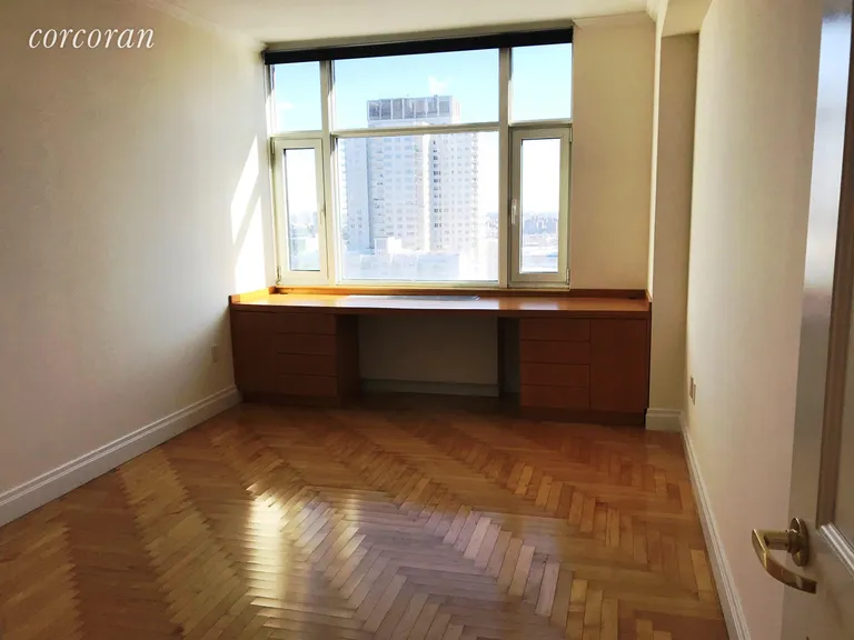 New York City Real Estate | View 404 East 76th Street, 22C | room 4 | View 5