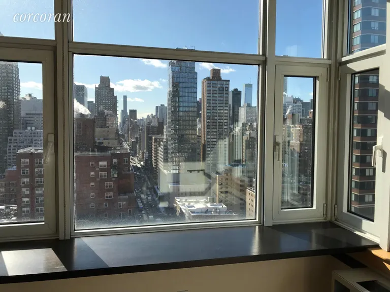 New York City Real Estate | View 404 East 76th Street, 22C | room 3 | View 4