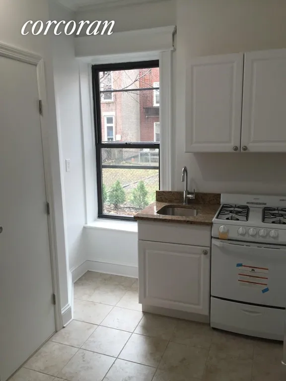 New York City Real Estate | View 200 Freeman Street, 4 | room 2 | View 3