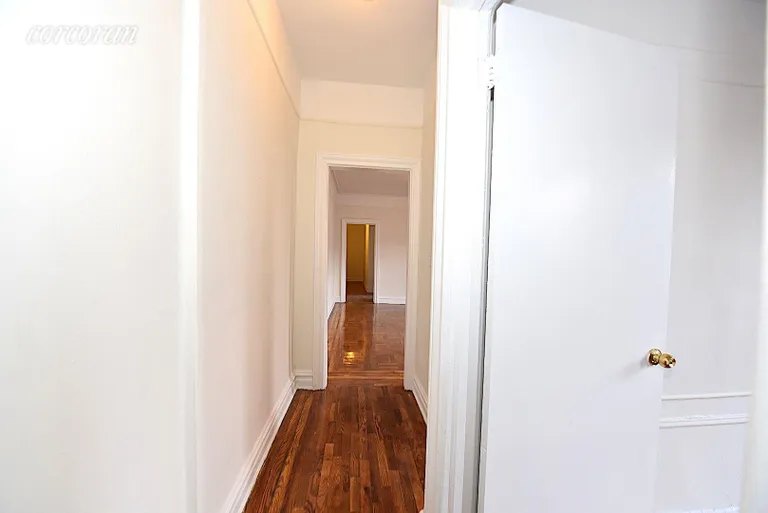 New York City Real Estate | View 34-20 32nd Street, 2D | room 9 | View 10