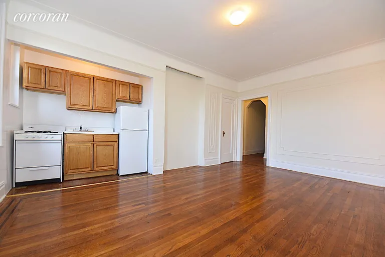 New York City Real Estate | View 30-56 30th Street, 6G | room 3 | View 4
