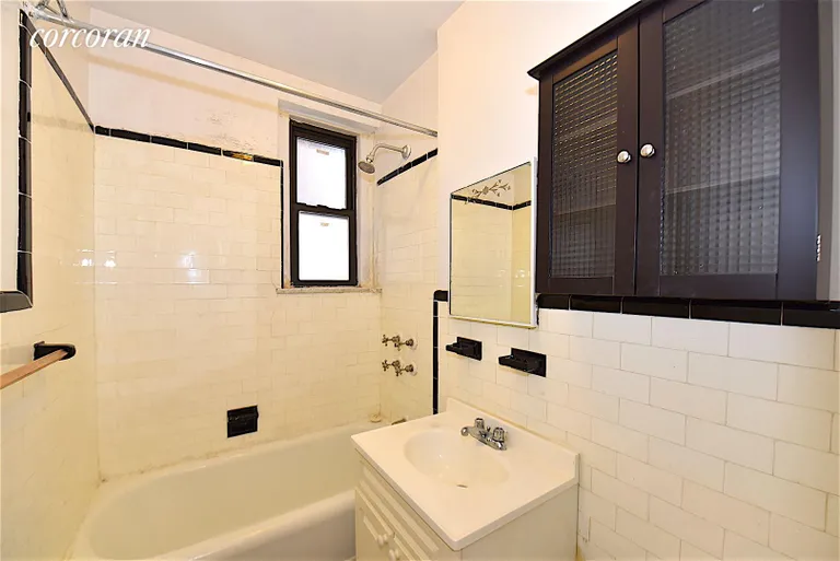 New York City Real Estate | View 30-56 30th Street, 2C | room 6 | View 7